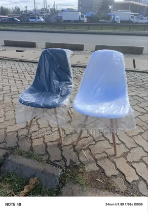 Smart Eames Chair