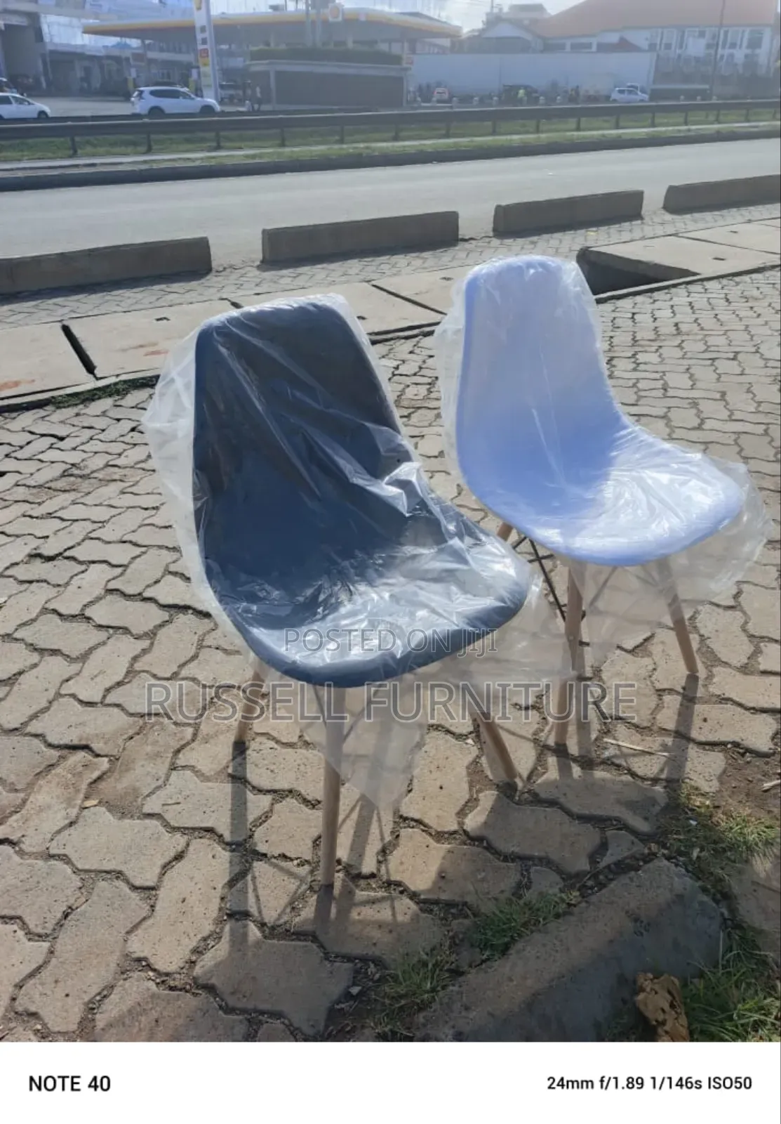 Clean Eames Chair