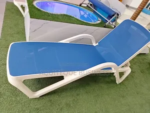 Swimming Pool Bedsides. Luxury Beds
