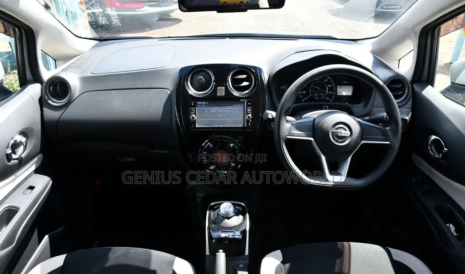 Nissan Note 2017 Silver