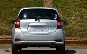 Nissan Note 2017 Silver
