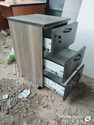 3 Drawers Lockable Pedestal Drawers