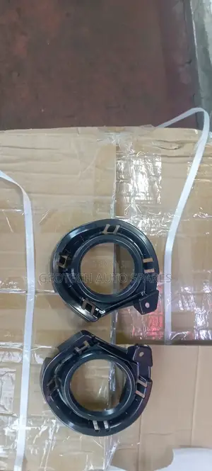 Toyota Fielder 165 Foglight Covers