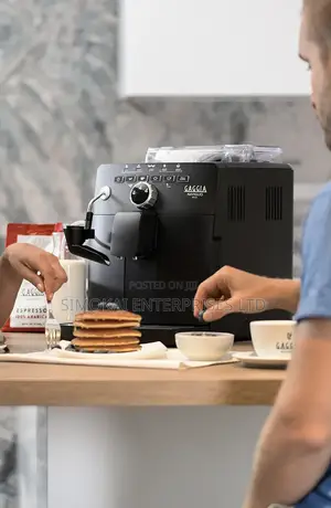 Gaggia
Automatic Machines
NAVIGLIO MILK Coffee Machine