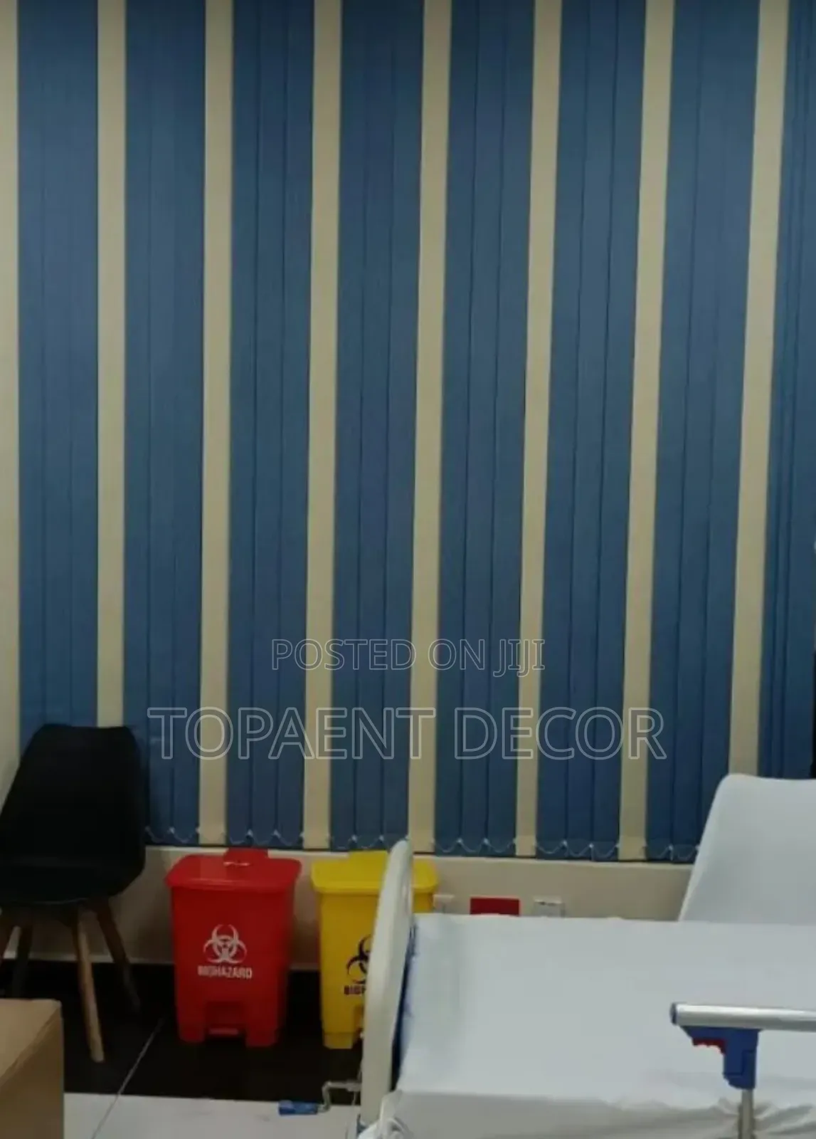 Sky Blue and White Blended Office Blinds