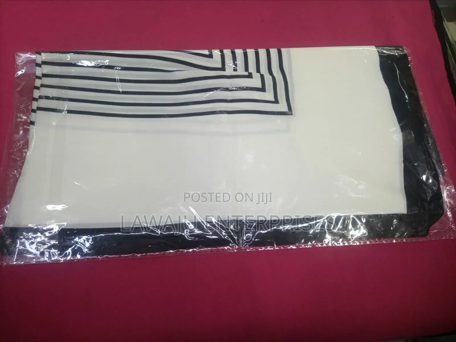 Patterned Neck Square Scarf