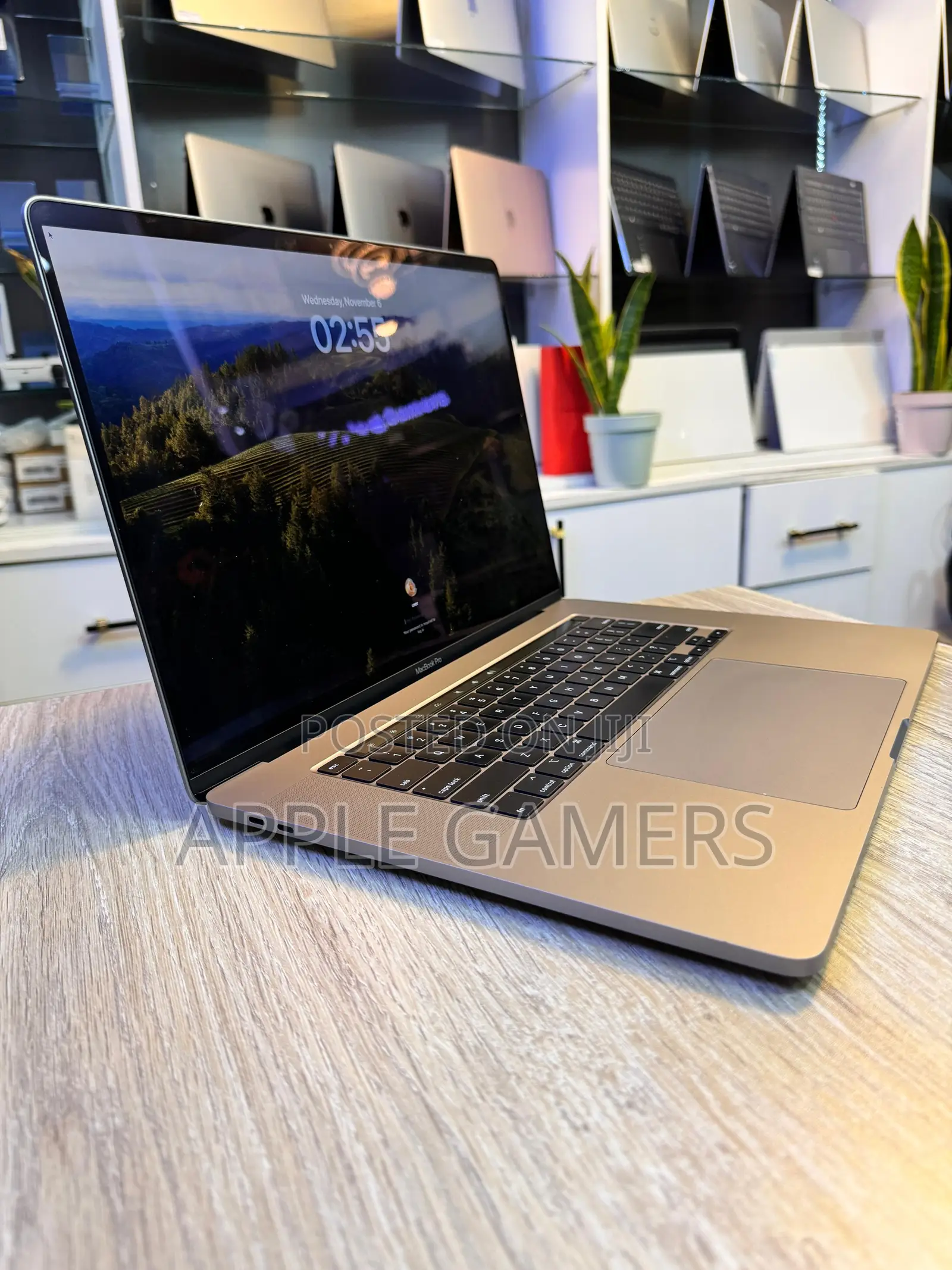 Laptop Apple MacBook Pro 16GB Intel Core I9 SSD 1T