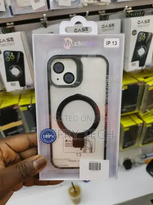 iPhone 13 Clear Case With Standing Magsafe / Lens Protector
