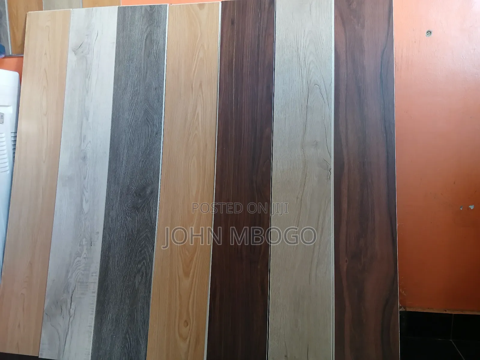 SPC Floor . SPC Laminates .