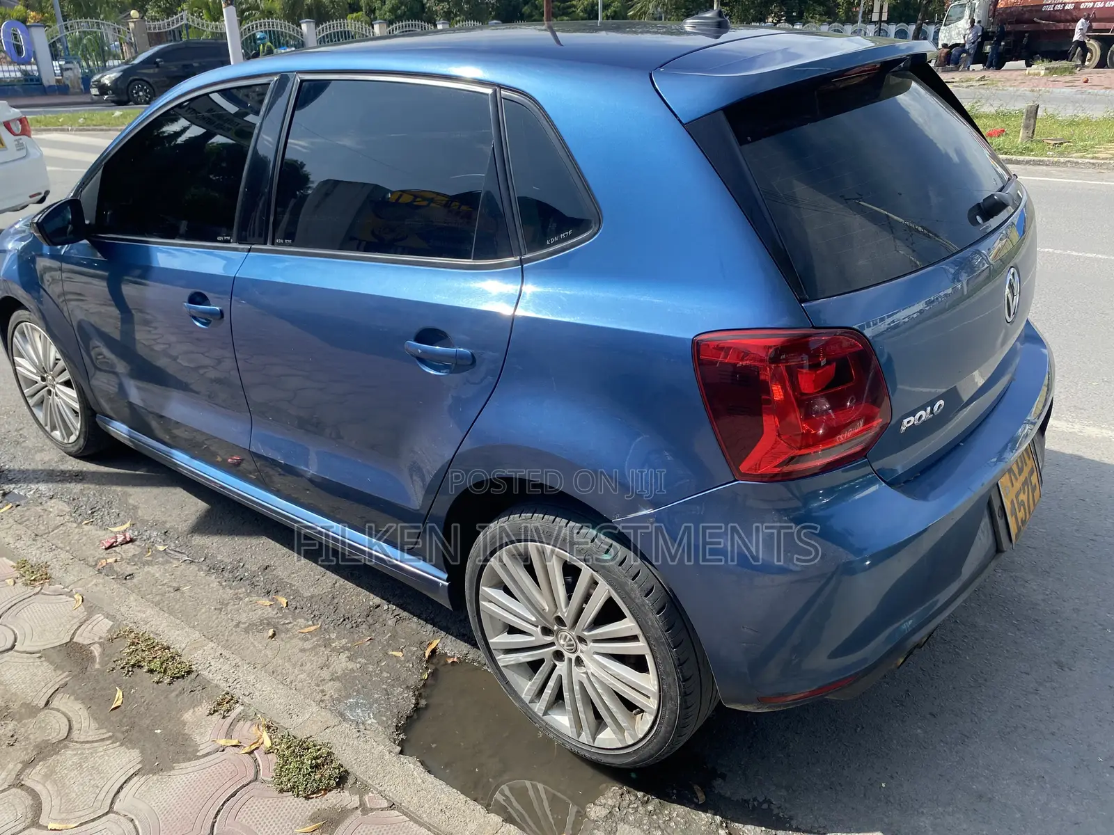 Volkswagen Polo 2017 Blue