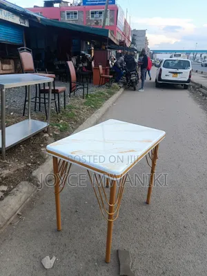 2 Seater Dinning Table With Marble Tops