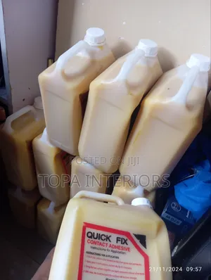 Strong Quick Fix Contact Adhesive Glue for Carpet Fitting