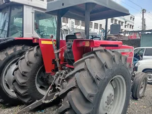 Massey Ferguson 385