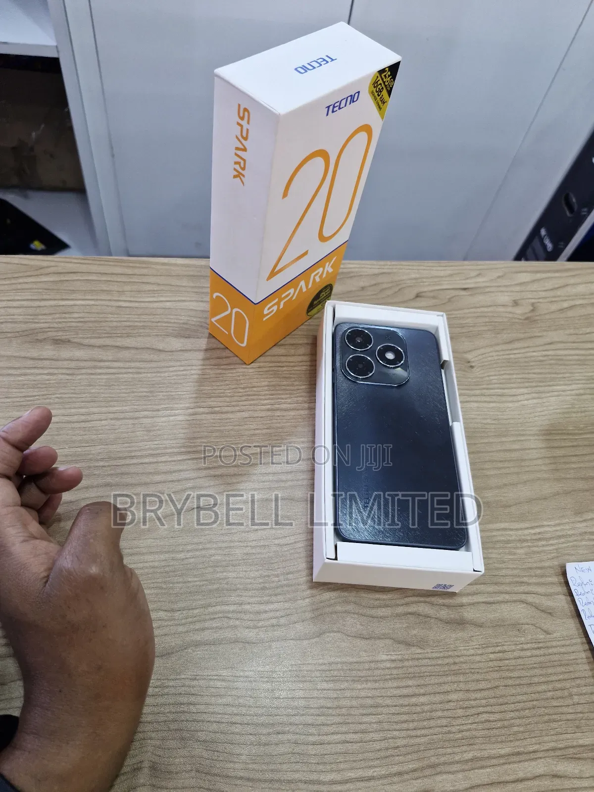 Tecno Spark 20 256 GB Black