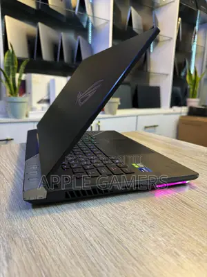 Laptop Asus ROG Strix G15 32GB Intel Core I9 SSD 2T