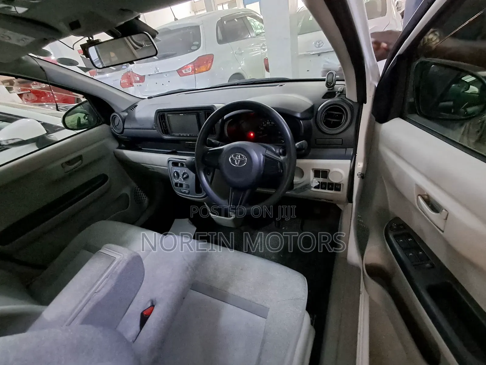 Toyota Passo 2017 White