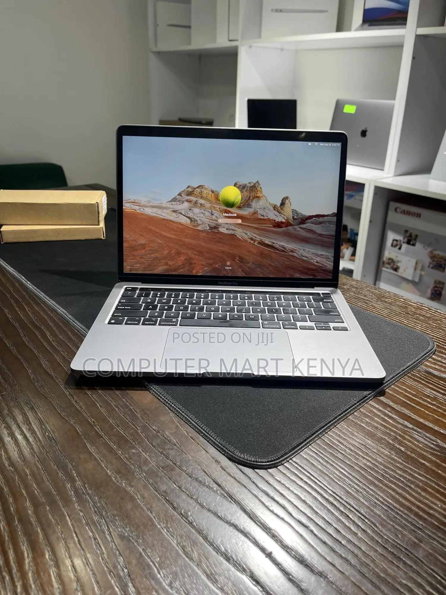 Laptop Apple MacBook Pro 2020 M1 8GB Apple M1 SSD 256GB