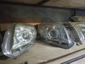 Headlights Fielder 2007(Zenon)