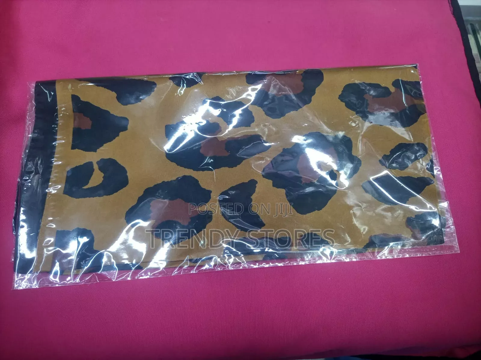 Printed Short Neck Scarf
