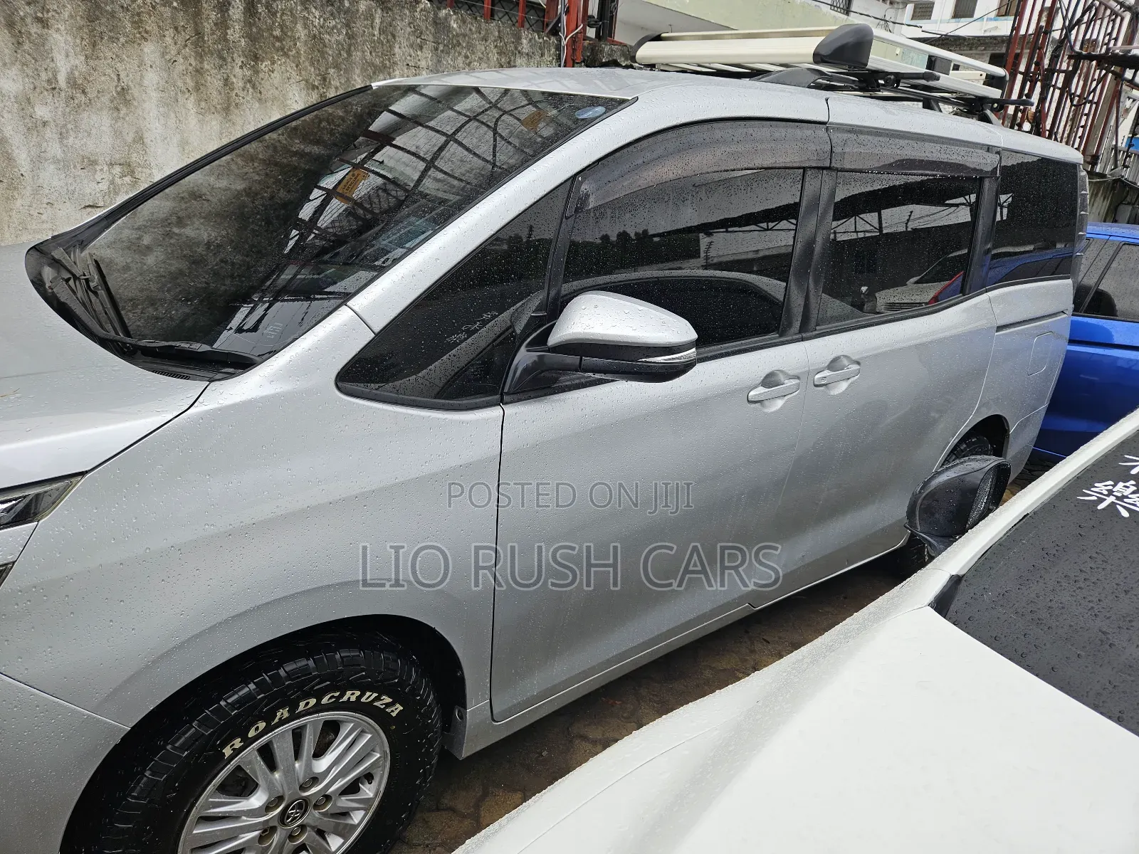 Toyota Noah 2015 Silver