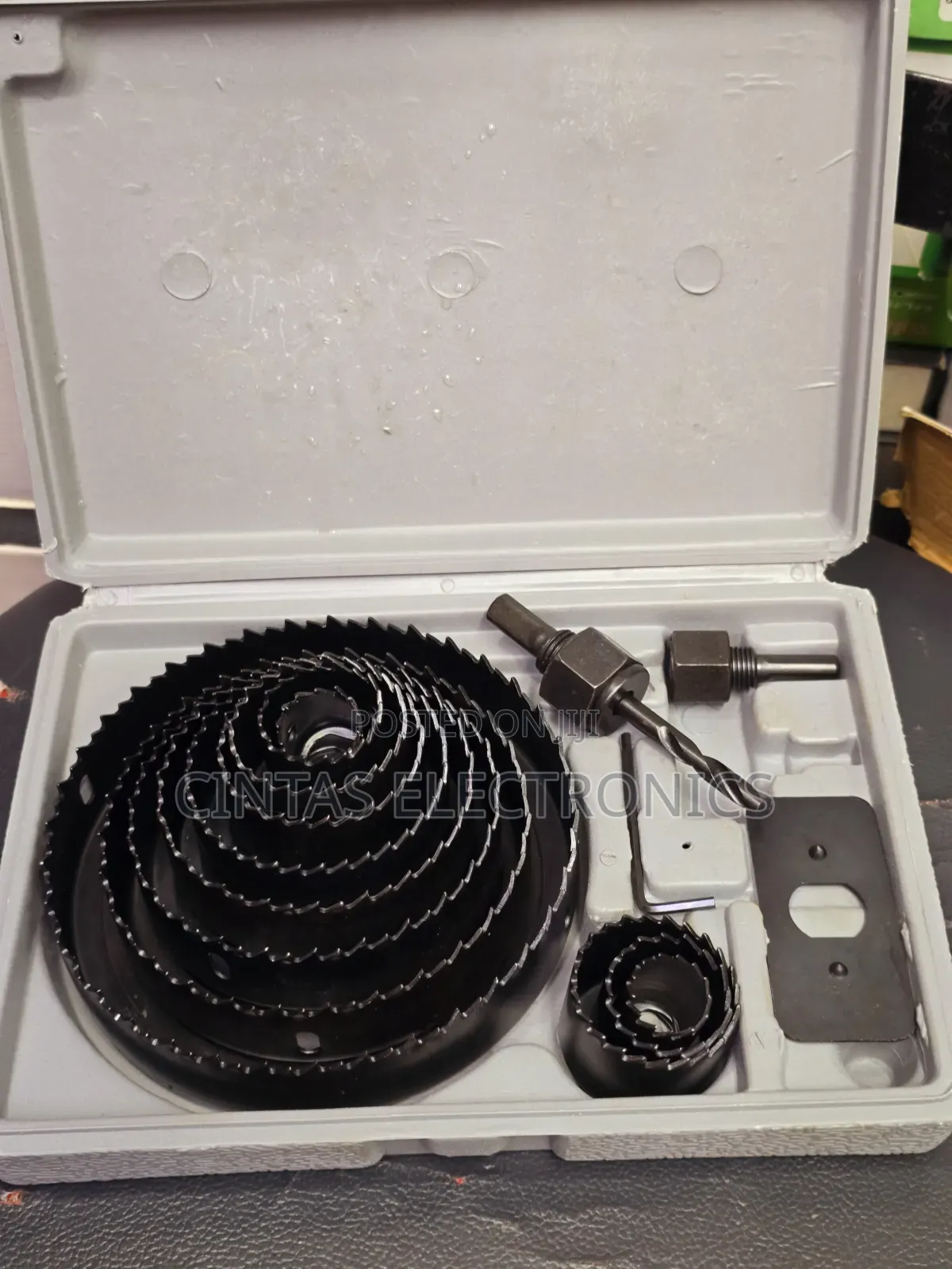 Holesaw Cutter/Wood Hole Maker 16pcs