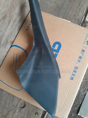 Lc Prado J150 Windscreen Finisher Moulding