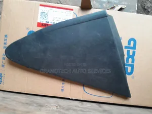 Toyota Vitz Jewela Side Mirror Finisher