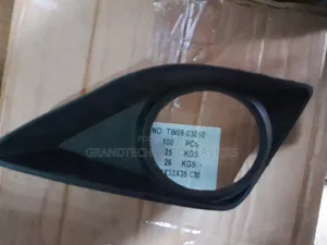 Toyota Zre Foglight Cover