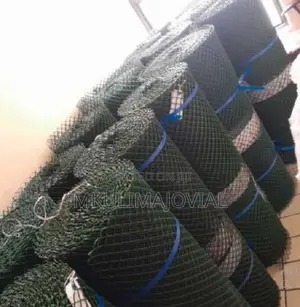 Dark Green Plastic Poultry Mesh