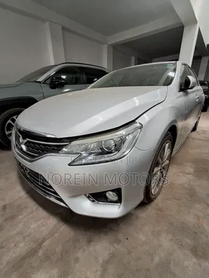 Toyota Mark X 2017 Silver