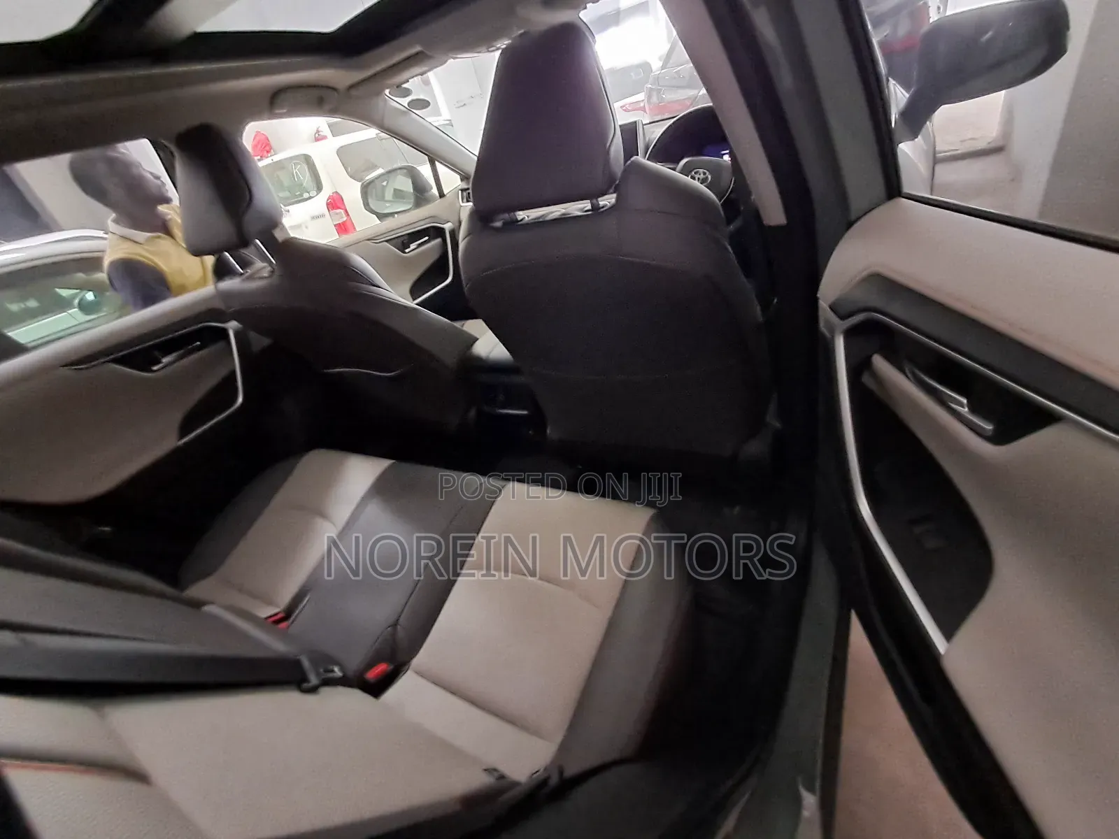Toyota RAV4 2019 Blue