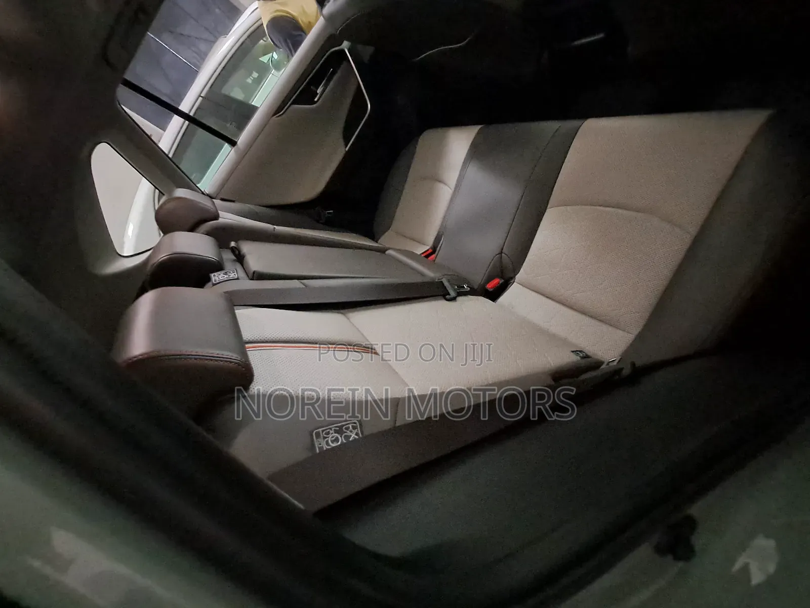 Toyota RAV4 2019 Blue