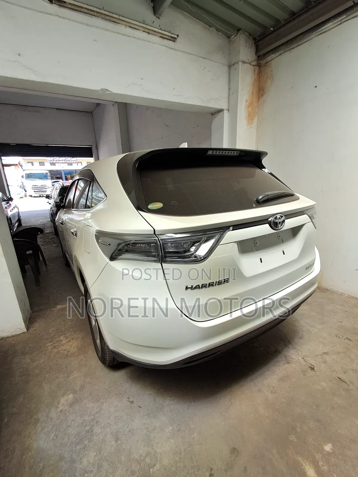 Toyota Harrier 2017 Beige