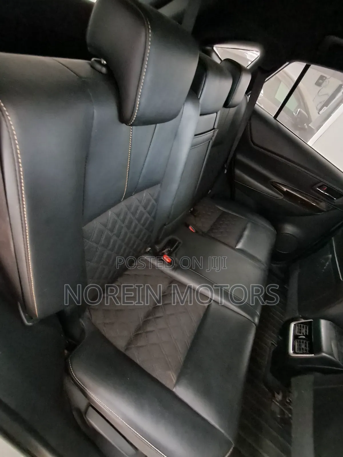 Toyota Harrier 2017 Beige