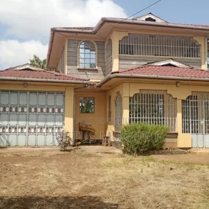 4bdrm Mansion in Behind Kianyaga Boys, Baragwi for sale