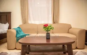 Air BNB Studio Apartment South B