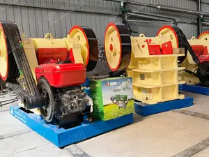 Diesel Engine Portable Stone Breaking Fine Jaw Crusher