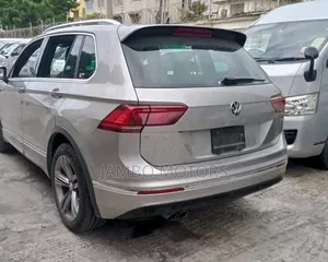 Volkswagen Tiguan 2017 Silver
