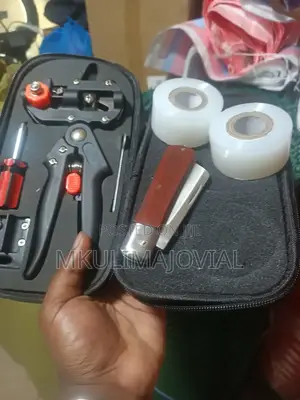Plant Grafting Tool