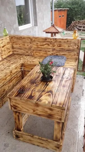 Timber Rest Pallets Set