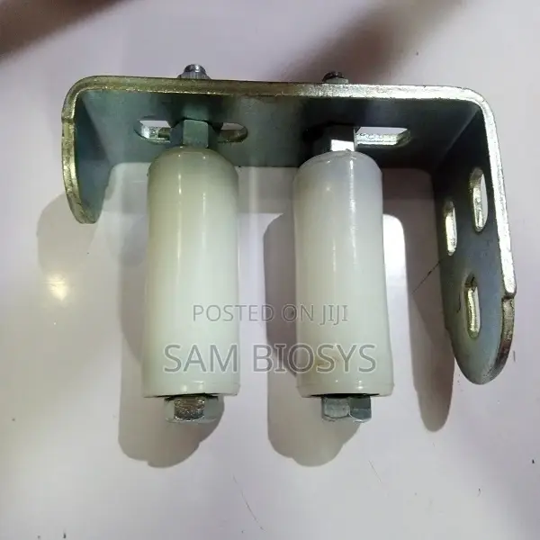 Sliding Gate Guiding System
