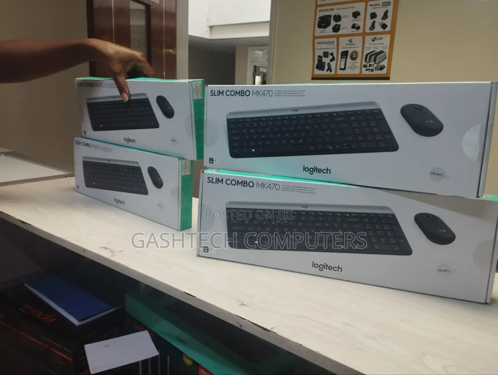 Logitech MK470 Slim Combo