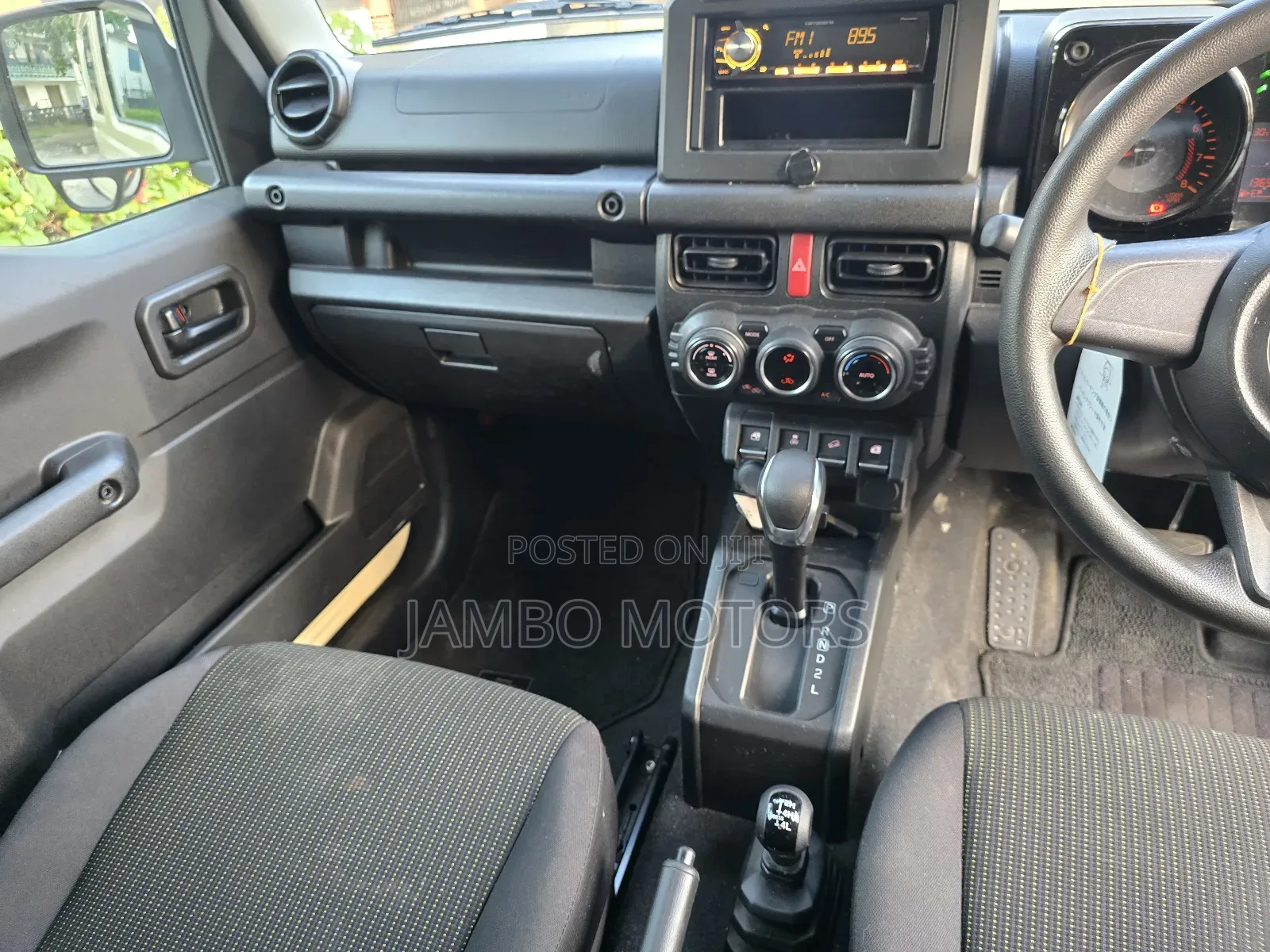 Suzuki Jimny 2018 Yellow