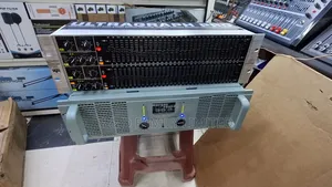 Morgan 39.2 Plus Behringer FBQ 6200 Equalizer