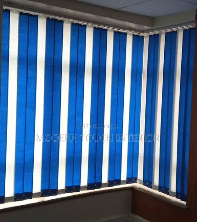 Easy-to-Use Vertical Blinds for Sleek, Modern Offices