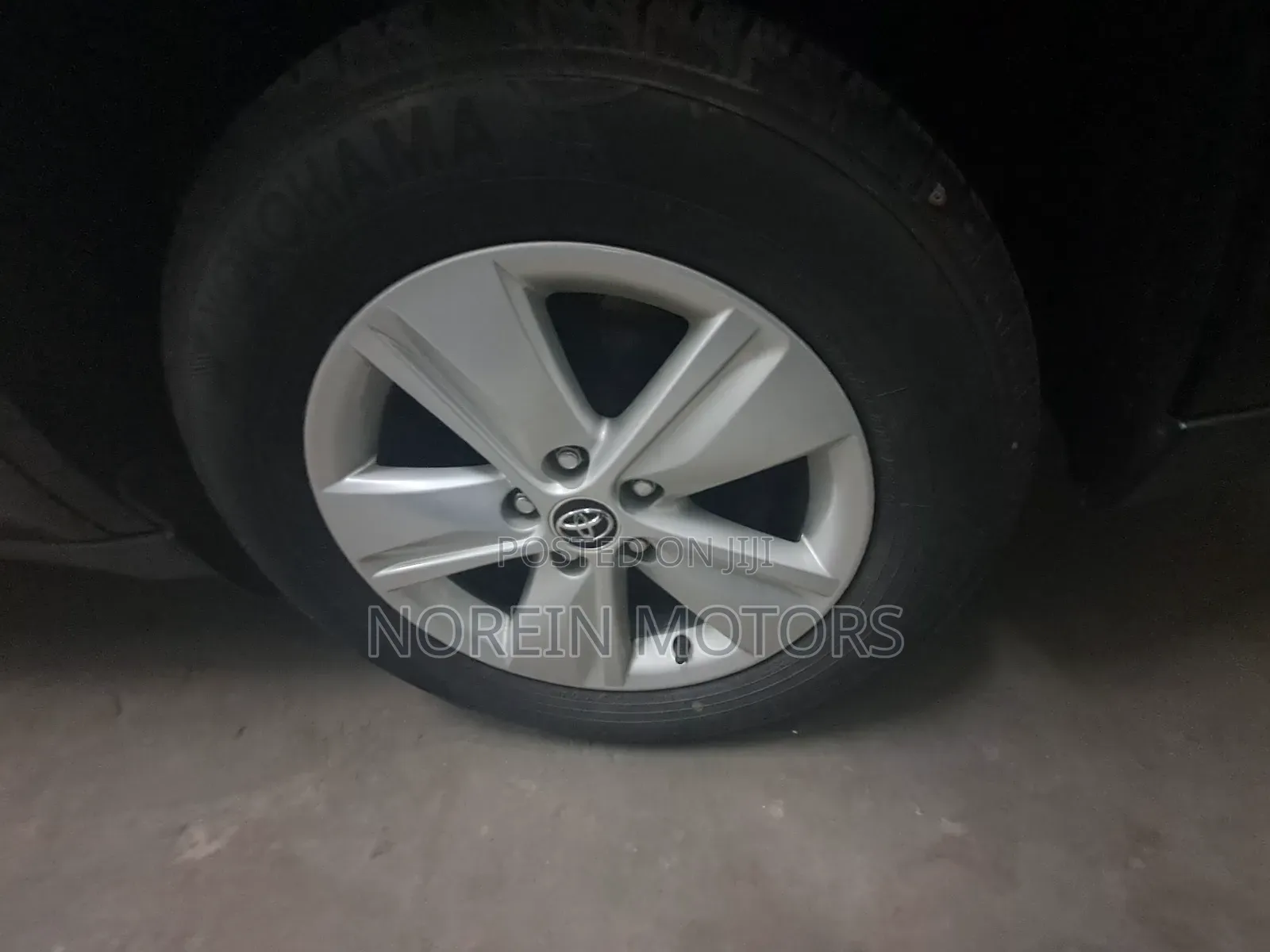 Toyota Harrier 2018 Matt Black