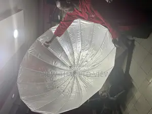 160cm Parabolic Umbrella With Diffuser