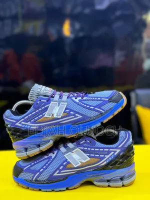 New Balance 1906