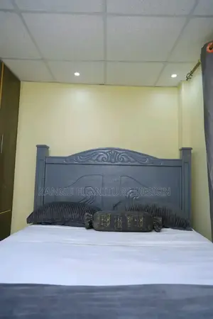 Exemplary Beds 4 by 6
