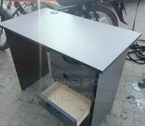Hone Office Desk